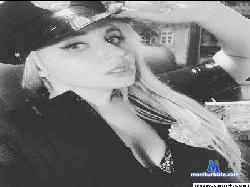 Imthinkaboutu cam4 live cam performer profile