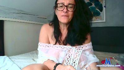 mazykeen7 cam4 bisexual performer from French Republic amateur masturbation seins feet pussy 
