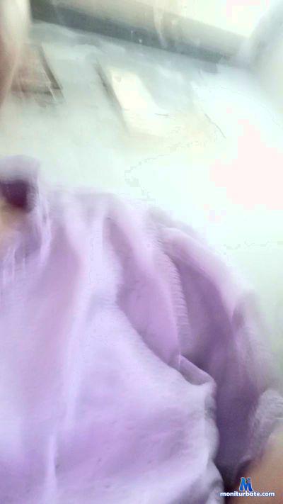Simmi_2000 cam4 straight performer from United States of America  