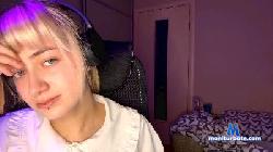 MandaFiore cam4 live cam performer profile