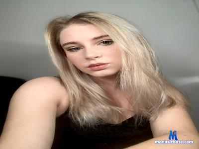 NicoleSensual cam4 straight performer from Republic of Lithuania taboo C2C schoolgirl feet femdom cute amateur 