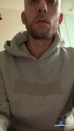 ItaDickyToy cam4 livecam show performer room profile