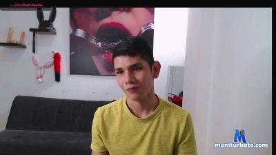 Yesua_ cam4 bisexual performer from United States of America  
