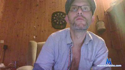 SpanknWank82 cam4 straight performer from Federal Republic of Germany masturbation C2C amateur 
