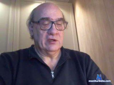 bigbeerrtd cam4 straight performer from Kingdom of the Netherlands  