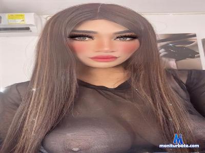 Missscaroline cam4 bisexual performer from United States of America  