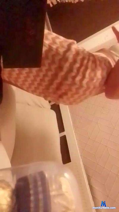 madina21x cam4 straight performer from Kingdom of the Netherlands  