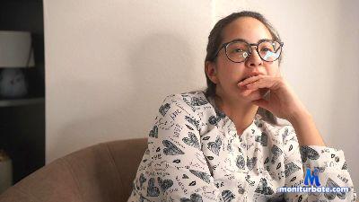 ElnaRuffolo cam4 straight performer from French Republic  