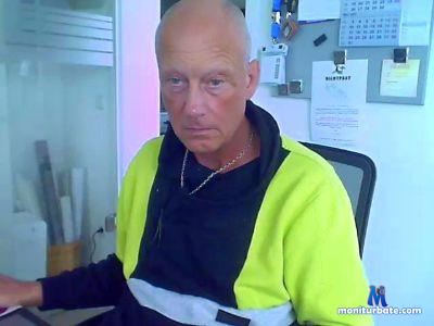 badboifun2 cam4 bisexual performer from United Kingdom of Great Britain & Northern Ireland  