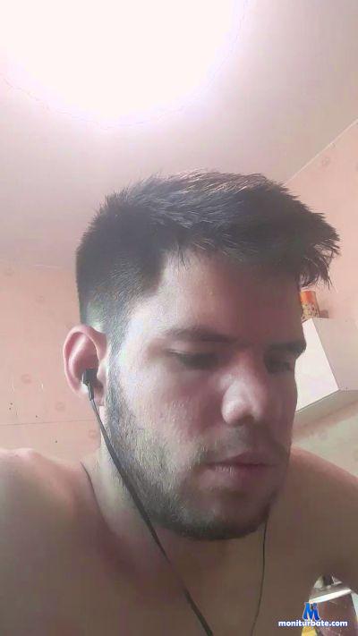 Luan070401 cam4 bisexual performer from Federative Republic of Brazil  