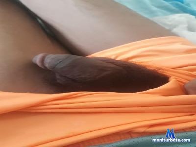 safadoxxx8_hot cam4 bicurious performer from Federative Republic of Brazil  