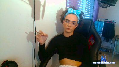 ikramly cam4 bicurious performer from French Republic cute femdom gamer ass 