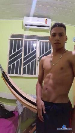 kevinel3 cam4 live cam performer profile