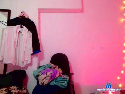 francosuisse cam4 gay performer from French Republic  