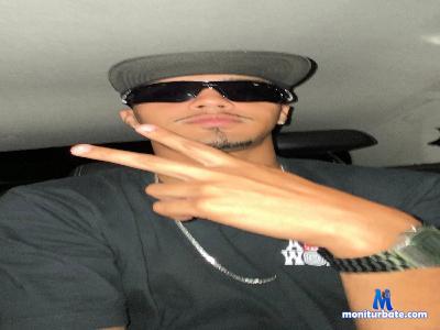 XGnovinhopeludo cam4 bisexual performer from Federative Republic of Brazil  