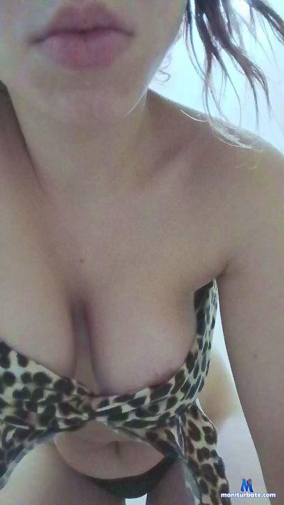 Aracely20_ cam4 bicurious performer from Argentine Republic  