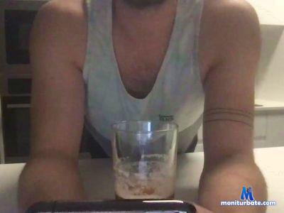 marco989 cam4 bisexual performer from Republic of Italy  