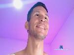LarryAndEmerson cam4 livecam show performer room profile