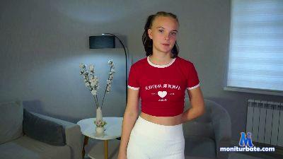 LuraCornely cam4 straight performer from French Republic  