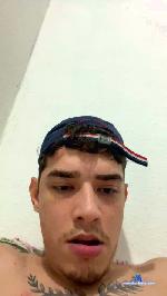 guto308 cam4 livecam show performer room profile