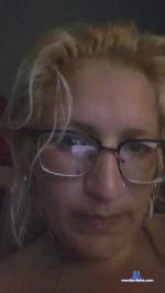 LaMicu cam4 livecam show performer room profile