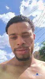 LLeandrovem cam4 livecam show performer room profile