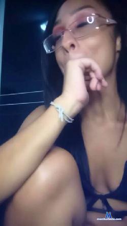 Ninalindinha cam4 live cam performer profile