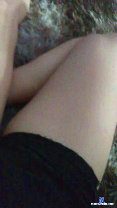 gatinha2_sexy cam4 bisexual performer from Federative Republic of Brazil  
