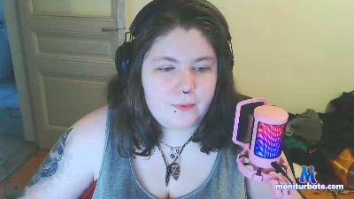 arwen3 cam4 bisexual performer from French Republic armpits feet bigass smoke amateur 