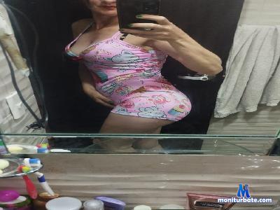 esmeralda_sweet cam4 straight performer from Republic of Colombia squirt striptease cum pussy anal spanking feet 