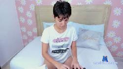 yesy_logan cam4 live cam performer profile