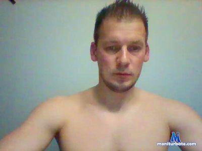 kinky_slave0 cam4 straight performer from United Kingdom of Great Britain & Northern Ireland  