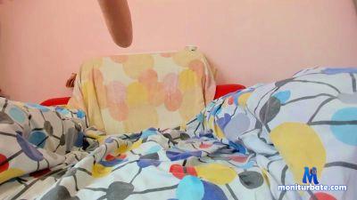 Emmybabyxoxoxo cam4 bisexual performer from United States of America  