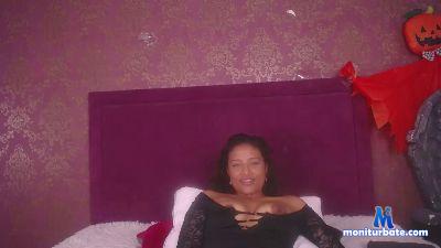 KellySmash cam4 bicurious performer from Republic of Colombia masturbation cute deepthroat squirt blowjob pussy ass 