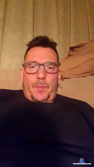 mizo_999 cam4 bisexual performer from Arab Republic of Egypt  