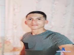 Ynralberth cam4 live cam performer profile