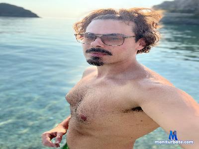 aquarius_sexy cam4 gay performer from Republic of Italy  