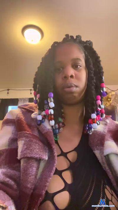 Kandynae cam4 bisexual performer from United States of America  