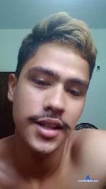 Seuservinho cam4 livecam show performer room profile