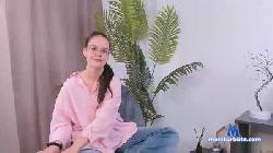 DarlineBeat cam4 live cam performer profile