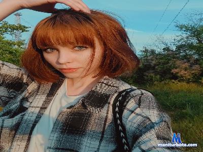 CatherynFudge cam4 bisexual performer from Republic of Finland C2C AssToMouth gamer striptease swinging pee 