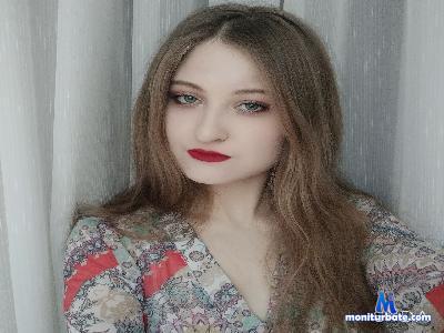 RandiCockcroft cam4 bicurious performer from French Republic striptease spanking pee C2C schoolgirl feet 