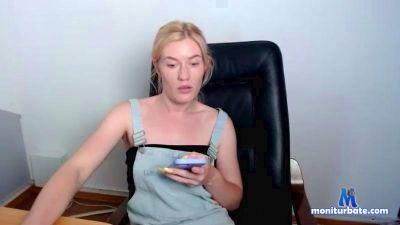 LolaMadona cam4 unknown performer from Kingdom of the Netherlands pretty LiveTouch 