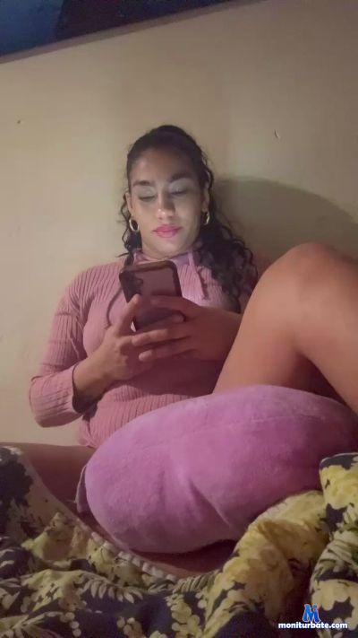 mialozano1 cam4 straight performer from Kingdom of Spain cum anal blowjob feet pussy ass 