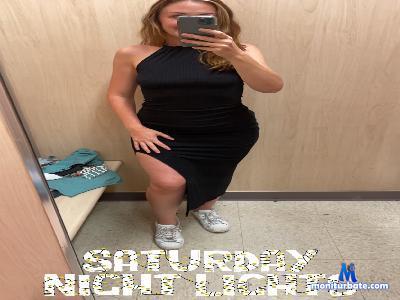 Sexylilmilf44 cam4 bicurious performer from United States of America bigass cute amateur 