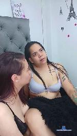 SaraAndEllie cam4 livecam show performer room profile