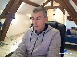 antonio0ne1 cam4 live cam performer profile