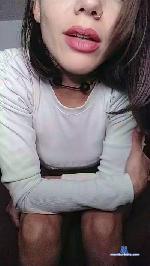 LunitaOk cam4 livecam show performer room profile