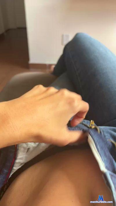 barbie307 cam4 straight performer from Federative Republic of Brazil  