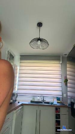 HolyRuby cam4 live cam performer profile